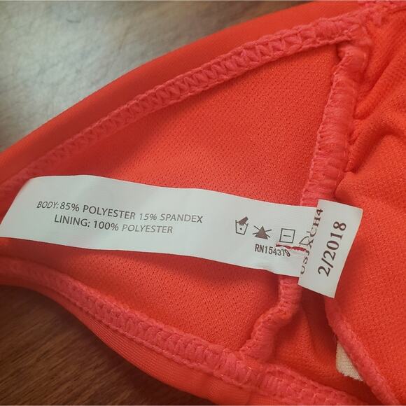 LIVE LOVE DREAM AEROPOSTALE HIGH NECK BIKINI TOP NEW WITHOUT TAGS MEDIUM RED - Picture 9 of 12